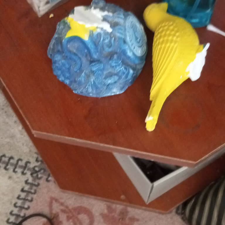 Dolap Aldığım Ürün Kırık Geldi Satıcı Ve Müşteri Hizmetleri Yardımcı Olmuyor