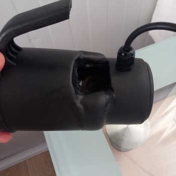 Aldığım Fast Liquid Far Temizleme Makinesi İlk Kullanımda Eriyor