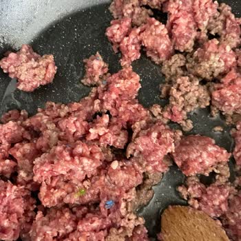 Kıymadan Plastik Eldiven Ve Poşet Parçası Çıktı, Hijyen Sorunu Yaşadım