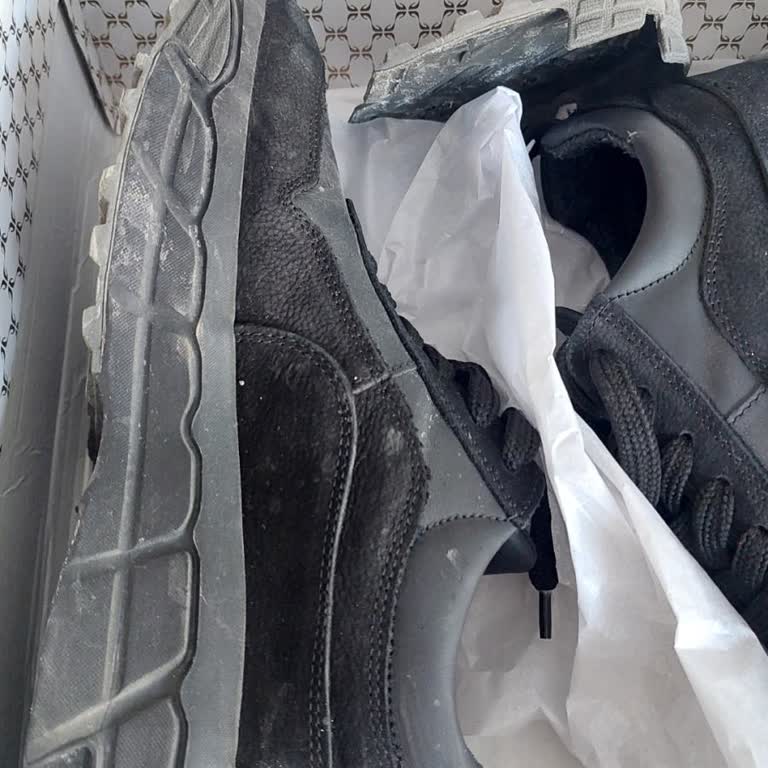 Tergan Deri Ayakkabı 2 Günde Yırtıldı, Sorun Çözülmedi