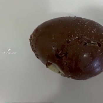 Yedi (Pazarama) Yumurtadan Kurtlar Çıktı