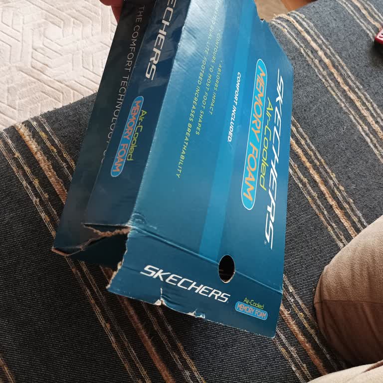 Kargo Paketi Kapıdan Fırlatıldı, Teslimat Sorumluluğu Yerine Getirilmedi