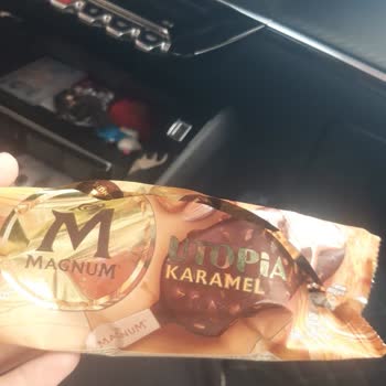 Aldığım Magnum Dondurma Bozuk Çıktı, Yiyemedim