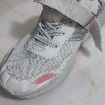 FLO Ayakkabı Çocuğuma Aldığım Ayakkabı 3 Ayda Deforme Oldu, Mağaza Çözümü Yetersiz!