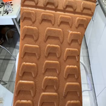 Kullanılmış Ayakkabı Ve Sansürlenen Olumsuz Yorum Mağduriyeti