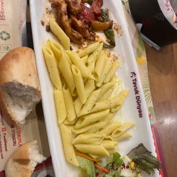 Aynı Siparişte Farklı Tabaklar Ve Eşitsiz Hizmet