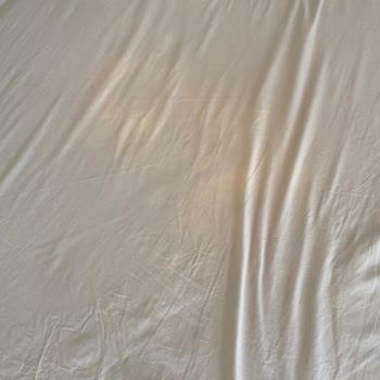 ABC Sıvı Deterjan Kıyafetlerimde Leke Ve Renk Bozulmasına Sebep Oldu