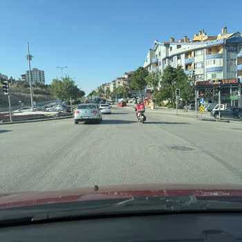 Kuryenizin Tehlikeli Manevrası Sonucu Çocuğum Yaralandı
