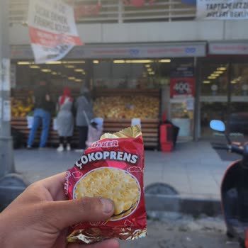 Son Kullanma Tarihi Geçmemiş Üründe Bozulma Ve Mağaza İlgisizliği