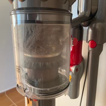 Dyson V12 Süpürgede Toz Haznesi Sorunu Ve Müşteri Hizmetlerine Ulaşamama