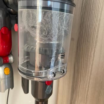 Dyson V12 Süpürgede Toz Haznesi Sorunu Ve Müşteri Hizmetlerine Ulaşamama