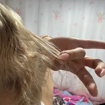 Kuaförde Saç Yanması Ve Yetersiz Hizmet Deneyimi