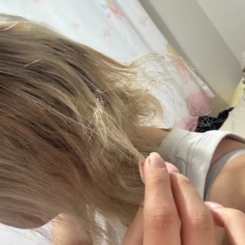 Kuaförde Saç Yanması Ve Yetersiz Hizmet Deneyimi