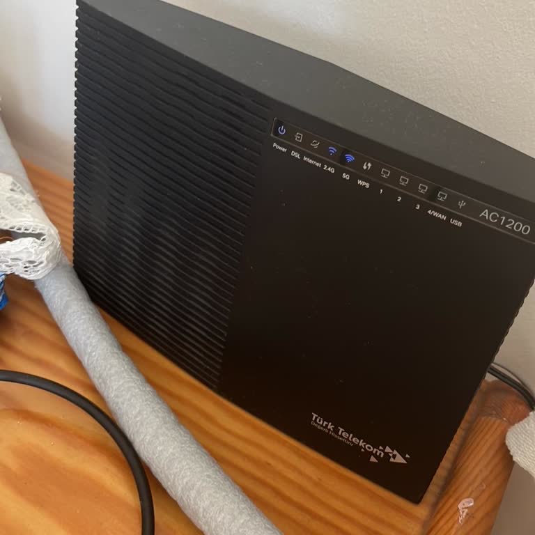 TurkNet'in İlgisizliği Ve Hizmet Kesintisi Nedeniyle Mağduriyet Yaşadım