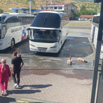 31 Saatlik Yolculukta Tecrübesiz Şoförlerle Bitmeyen Çile