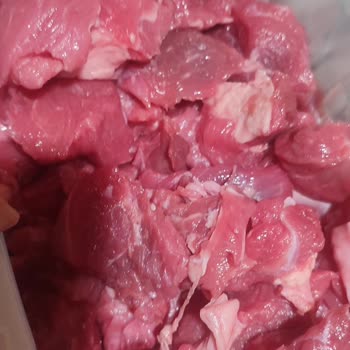 A101 Kapıda'dan Bozuk Ve Son Kullanım Tarihi Yakın Et Gönderildi