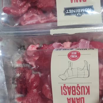 A101 Kapıda'dan Bozuk Ve Son Kullanım Tarihi Yakın Et Gönderildi