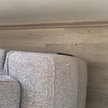 Enza Home Karabağlar Şubesinden Aldığım Koltuk Kurulumda Hasarlı Çıktı, Sorunum Çözülmüyor