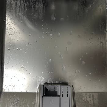 Bosch Bulaşık Makinesi Eşyalarımda Kalıcı İz Bıraktı, Çözüm Sunulmadı