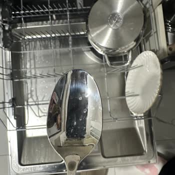 Bosch Bulaşık Makinesi Eşyalarımda Kalıcı İz Bıraktı, Çözüm Sunulmadı