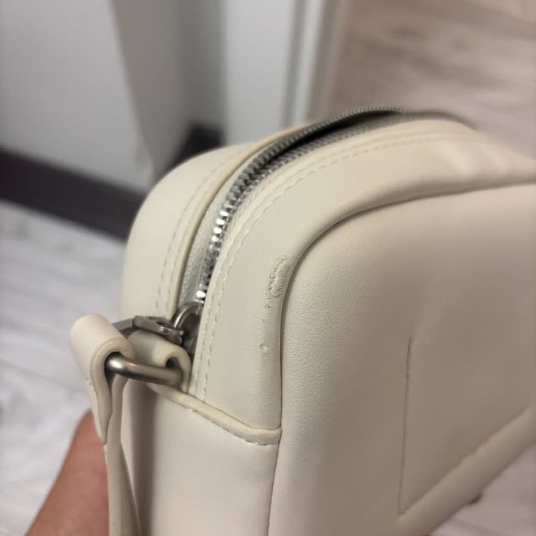Calvin Klein Çantamın Soyulması Ve Boyner'in Olumsuz İnceleme Sonucu