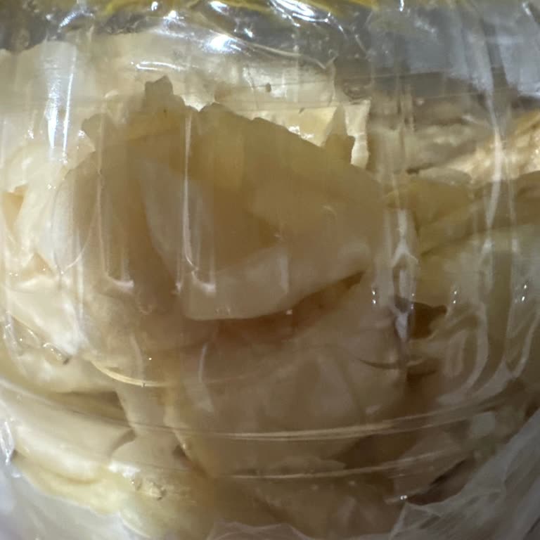 Aldığım Turşunun Bozuk Çıkması Ve İletişimsizlik