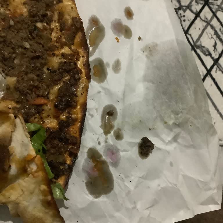 Danacı Et Ve Et Ürünleri Bayat Lavaş Ve Kokan Kıyma İle Kötü Yemek Deneyimi