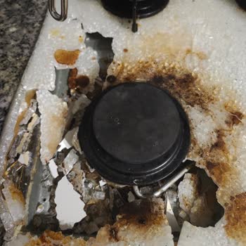 Arçelik Ankastre Fırın Camı Tekrar Patladı, Kullanıcı Hatası Denilerek Sorumluluk Alınmıyor