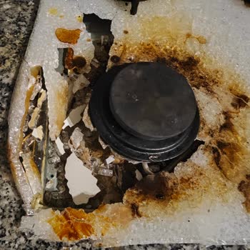 Arçelik Ankastre Fırın Camı Tekrar Patladı, Kullanıcı Hatası Denilerek Sorumluluk Alınmıyor