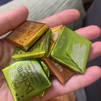 Elit Çikolata Kutusunda Sütlü Ve Bitter Dengesizliği Mağduriyeti