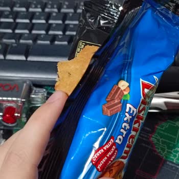 Biskrem Extra Ürününde Yabancı Madde Şoku: Tüy Ve Kıl Parçaları