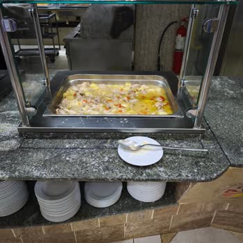 Otelin Yemek Çeşitliliği Ve Personel İlgisi Beklentimi Karşılamadı
