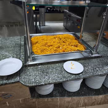 Otelin Yemek Çeşitliliği Ve Personel İlgisi Beklentimi Karşılamadı