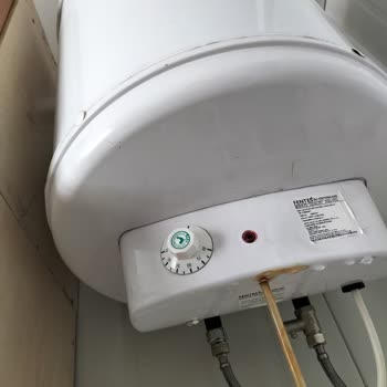 Konteyner Kentteki Termosifonlar Kısa Sürede Çürüdü, Servis Çözüm Sunmuyor