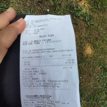 Çocuk Gözlüğü Kırıldı, Zorla Satın Aldırdılar!