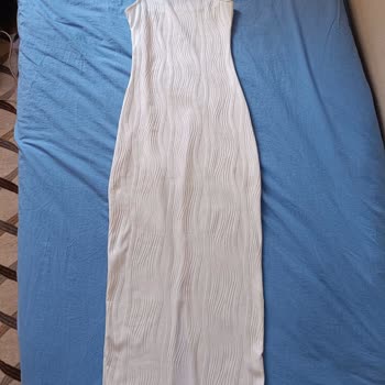 Görselden Tamamen Farklı Elbise Ve İade Sürecinde Mağduriyet Yaşadım