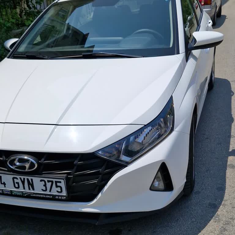 Rezervasyonumda Belirttiğim Geniş Araç Yerine Küçük Araç Verildi, Mağdur Edildim