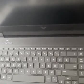 HP Victus 16 Hall Sensör Sorunu (Ekran Kararması)