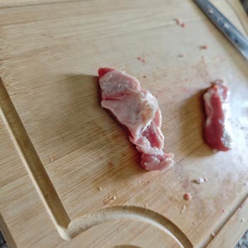 Migros'tan Alınan Kuzu Kavurma Etinde Temizlik Ve Kalite Sorunu