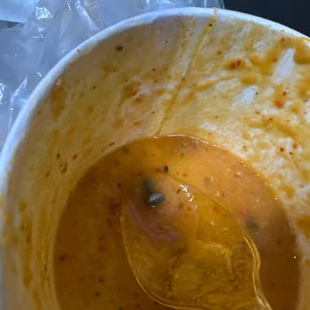 Çorbanın İçinden Vida Çıktı Sorumsuzluk Kabul Edilemez