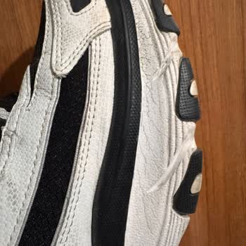 Dört Ayda Yıpranan Ayakkabı İçin Değişim Talebim Reddedildi