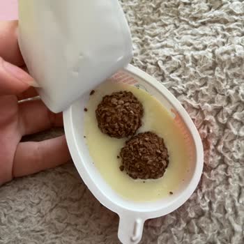 Kinder Joy Ürünlerinde Küflenmiş Gibi Bozuk Çıkma Ve İlgisizlik Deneyimi
