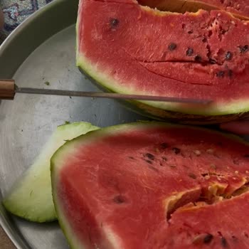 Şok Markette Bozuk Karpuz İadesi Reddedildi İnsan Sağlığı Tehlikede