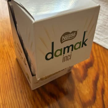 Kapalı Ambalajda Isırılmış Çikolata Parçası Şoku