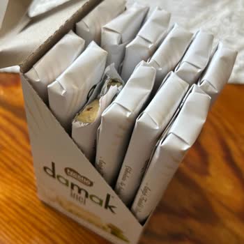 Kapalı Ambalajda Isırılmış Çikolata Parçası Şoku