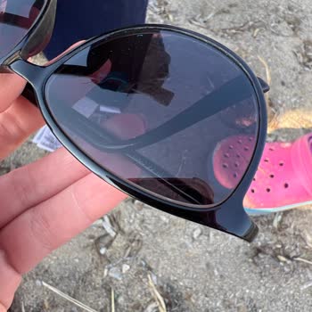 Numaralı Güneş Gözlüğümün Camı Çerçeveye Oturmuyor, Sorun Çözülmedi