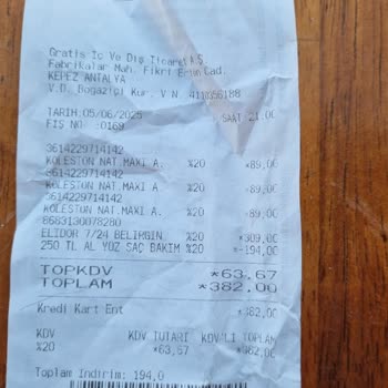 Açık Kahve Saç Boyası Saçlarımı Siyaha Döndürdü