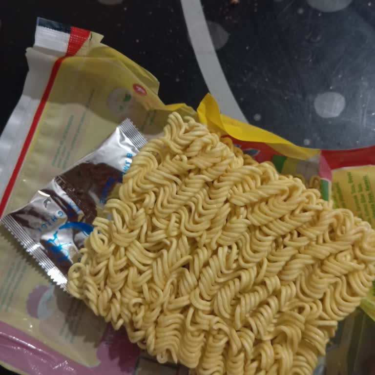 A101'den Aldığım Noodle'ın Baharatları Eksik Çıktı!