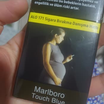 Marlboro Touch Blue Paketlerinde Küflü Sigara Sorunu