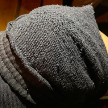 Mavi'den Alınan Eşofman Altlarında Hızlı Tüylenme Sorunu